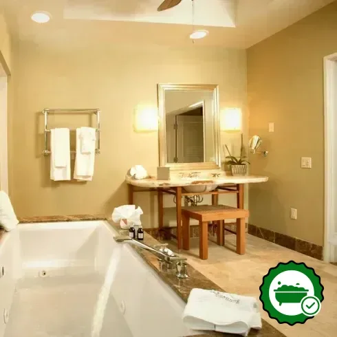 Deep soaking bathtub