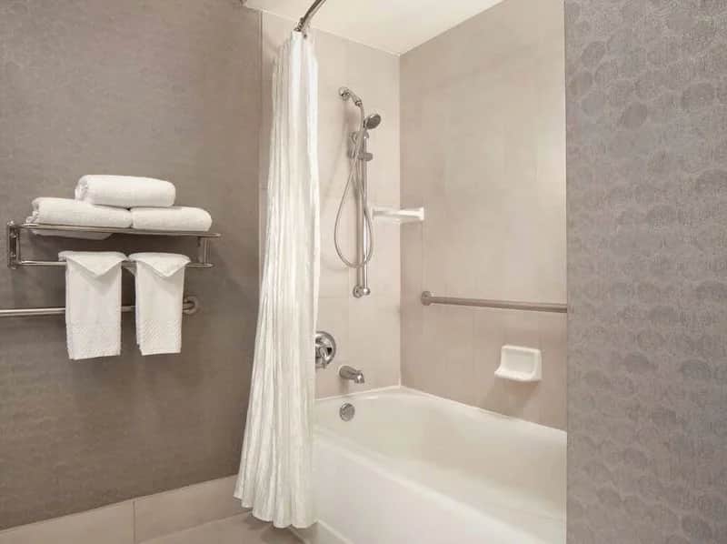 DoubleTree by Hilton Hotel El Paso Downtown - Featured hot tub