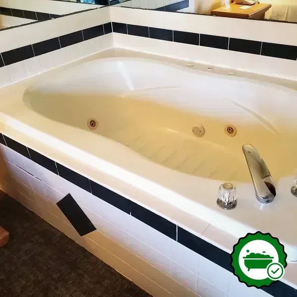 Jetted bathtub