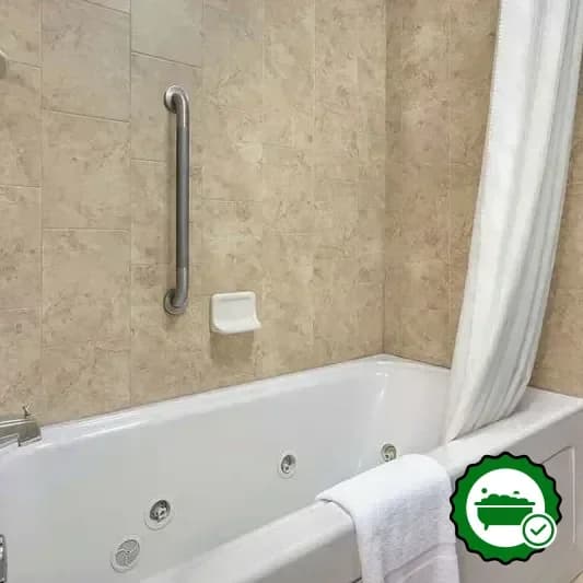 Jetted bathtub