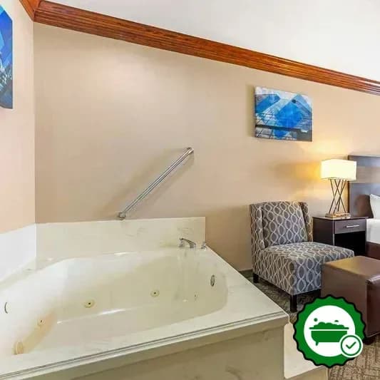 Jetted bathtub