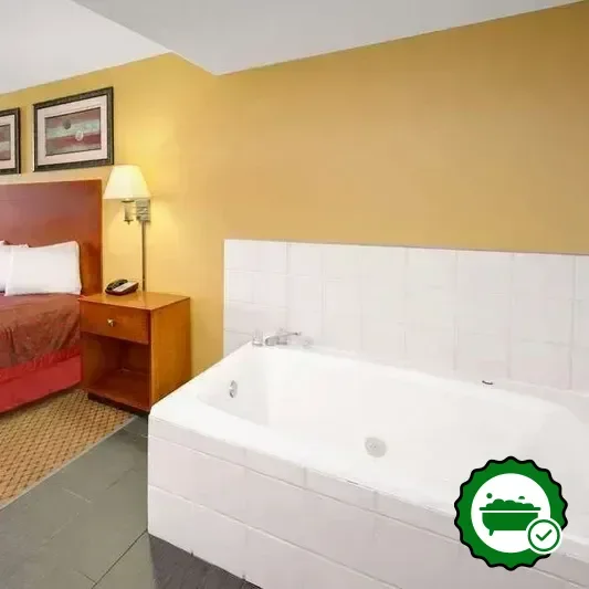 Jetted bathtub