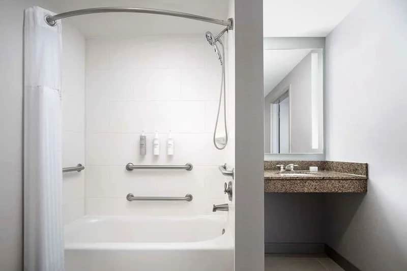 Hilton Garden Inn Huntsville South/Redstone Arsenal - Featured hot tub