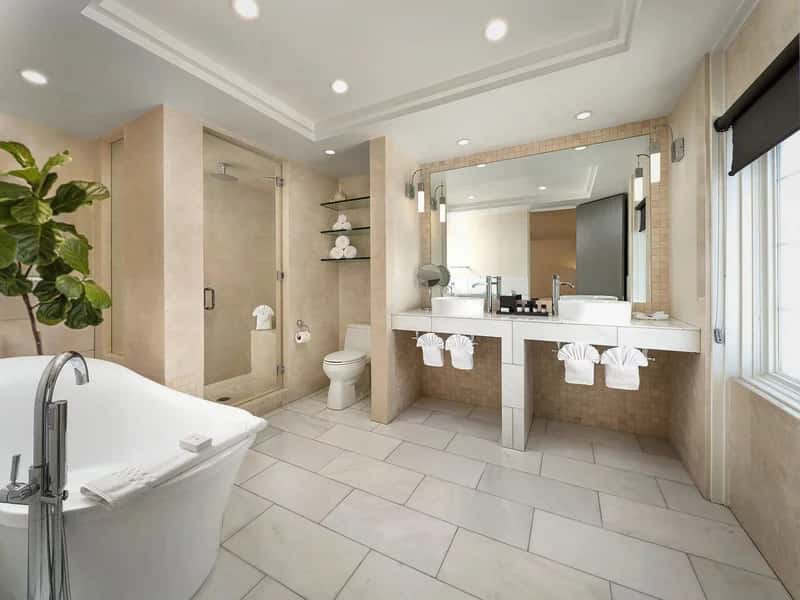 Deep soaking tub at La Valencia Hotel in La Jolla, CA