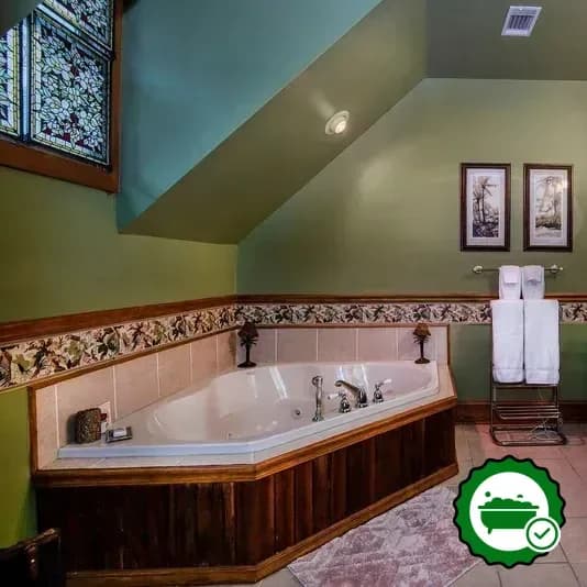 Jetted bathtub