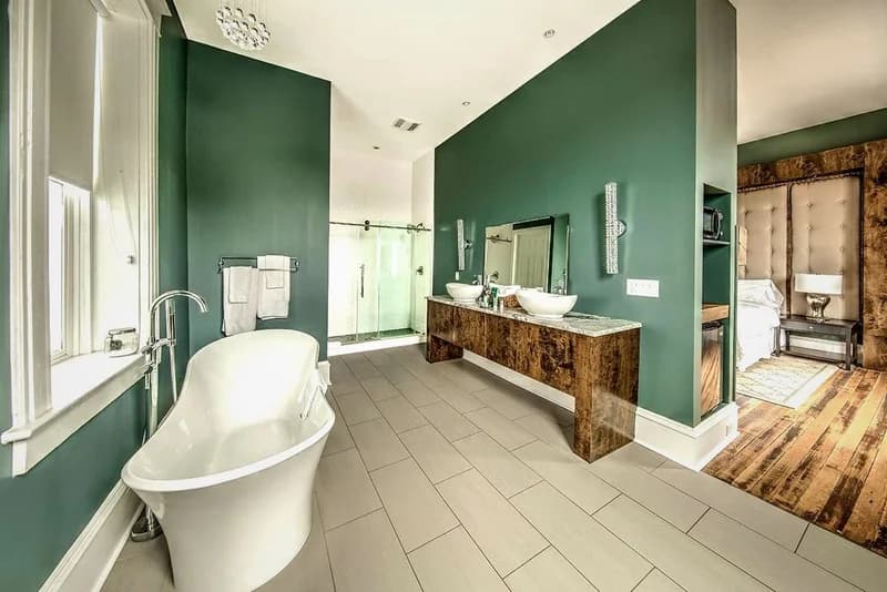Hotels with jacuzzi in room in Mccammon