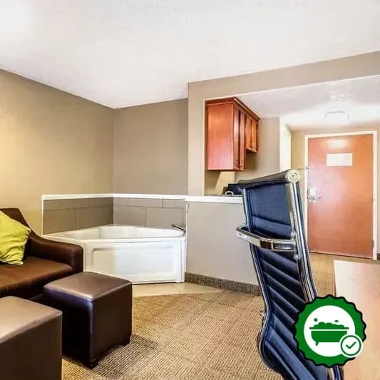 Jetted bathtub