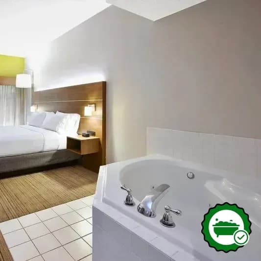 Holiday Inn Express & Suites Cincinnati Northeast-Milford, an IHG hotel