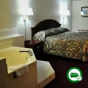 Jetted bathtub