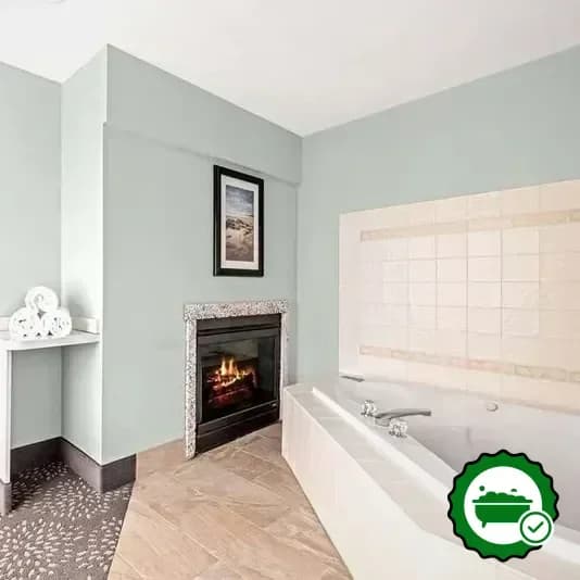 Deep soaking bathtub