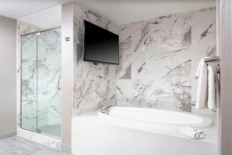 Homewood Suites by Hilton Phoenix Airport South - Featured hot tub