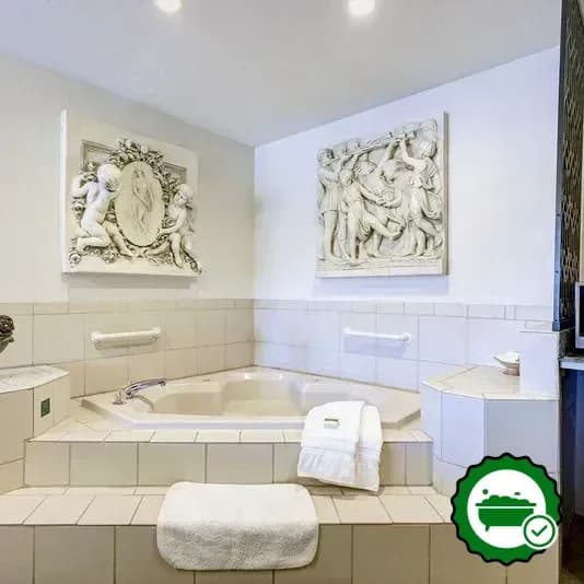 Deep soaking bathtub