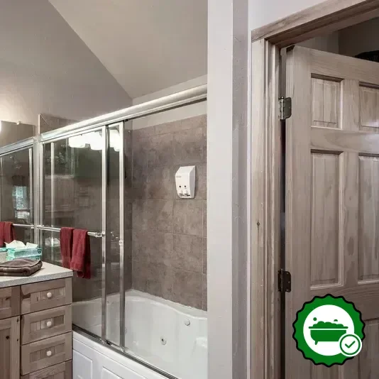 Jetted bathtub