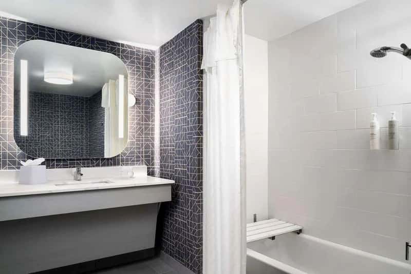 Deep soaking tub at Homewood Suites by Hilton Richmond - Airport in Sandston, VA