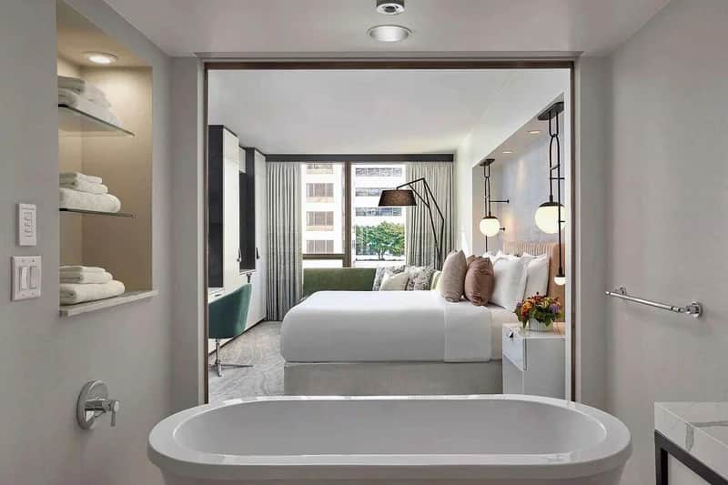 Hotel 1000, LXR Hotels & Resorts - Featured hot tub