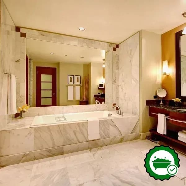 Deep soaking bathtub