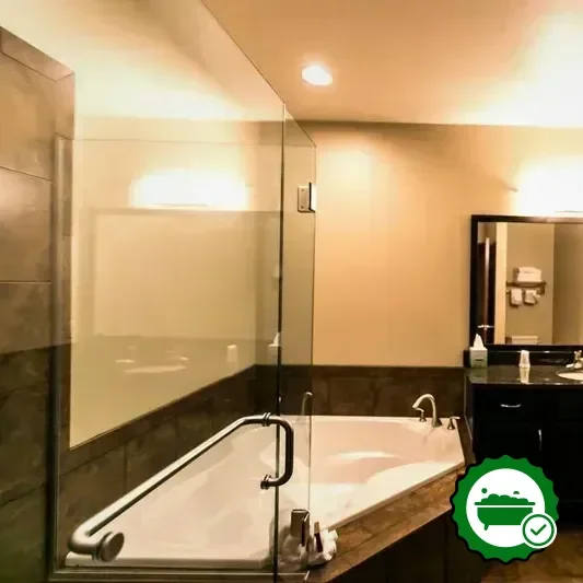 Roosevelt Inn & Suites