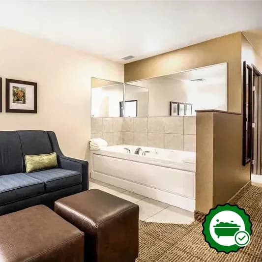 Comfort Suites at Par 4 Resort