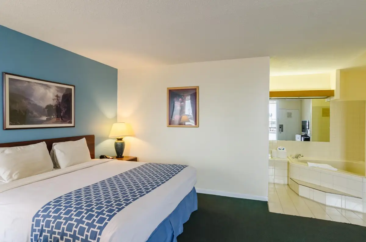 Alamo Inn & Suites hotel photo 1 in Gillette, Wyoming
