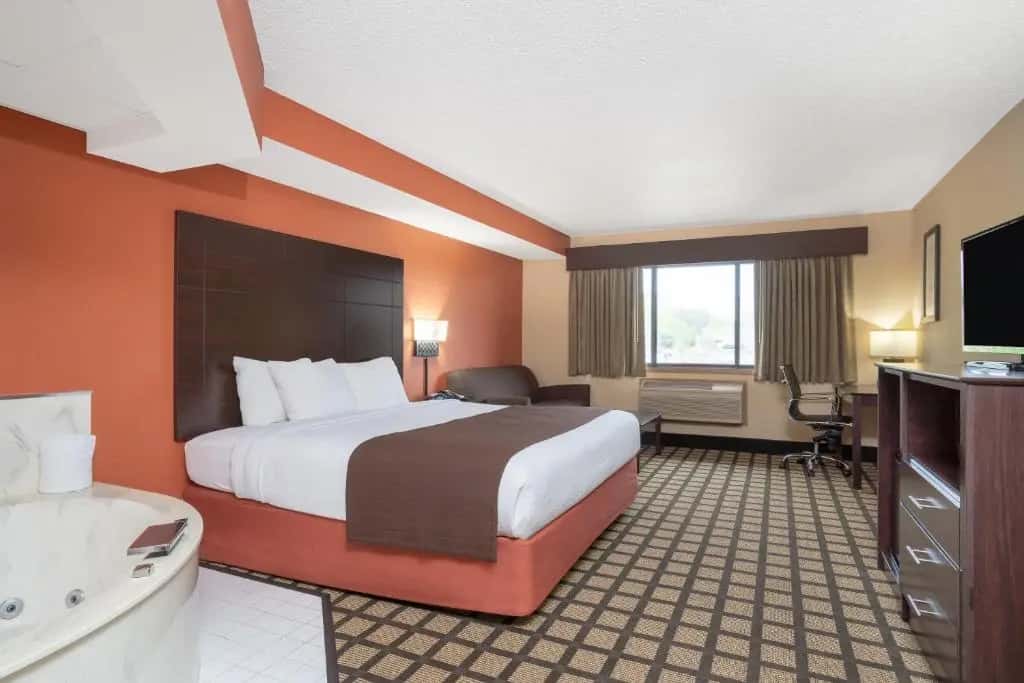 Baymont by Wyndham Lakeville hotel photo 1 in Lakeville, Minnesota
