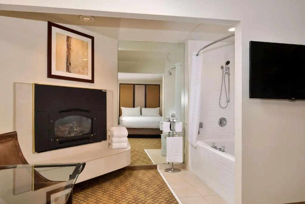 Best Western Corte Madera Inn hotel photo 1 in Corte Madera, California