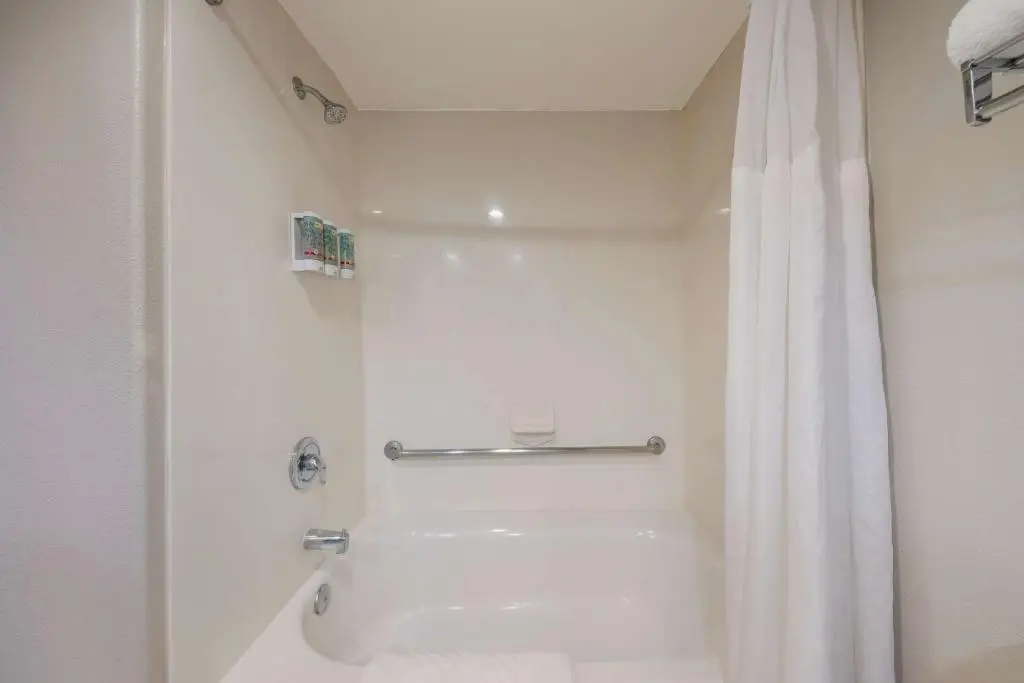 Best Western Lanai Garden Inn & Suites hotel photo 1 in San Jose, California
