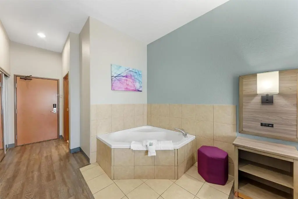 Best Western Plus San Antonio East Inn & Suites hotel photo 1 in San Antonio, Texas