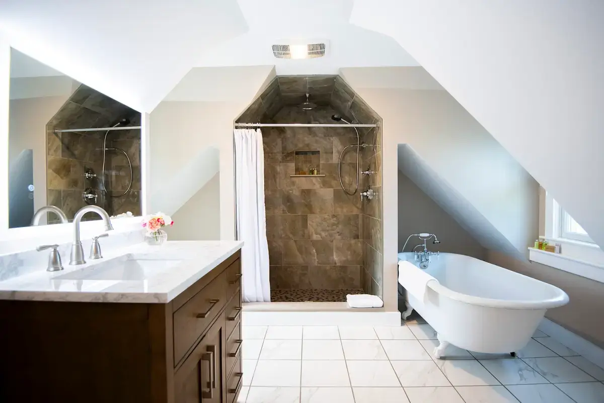 Cleftstone Inn hotel photo 1 in Bar Harbor, Maine