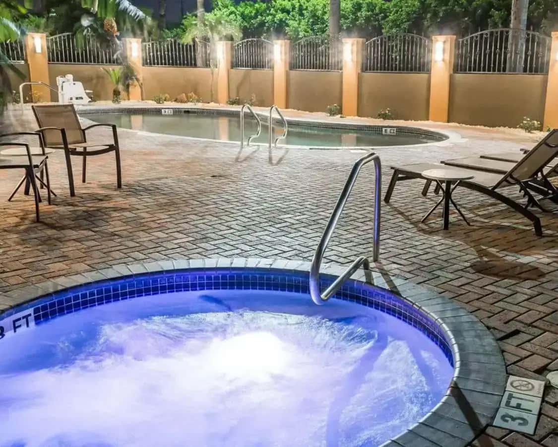 In-room hot tub at Comfort Inn & Suites Pharr - Mcallen in Pharr, TX