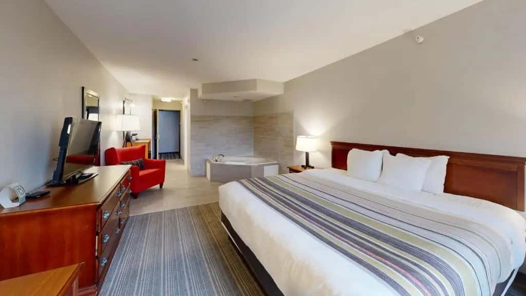 Country Inn & Suites by Radisson, Michigan City, IN hotel photo 1 in Michigan City, Indiana