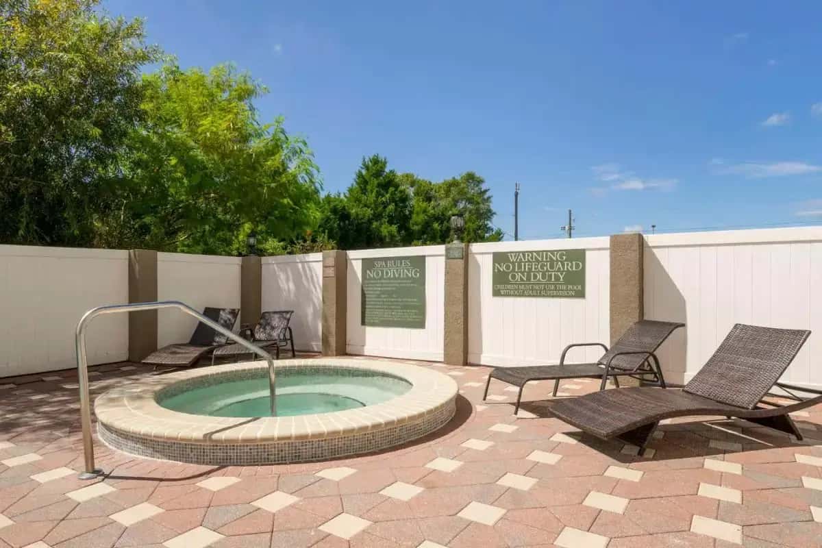 Country Inn & Suites by Radisson, Tampa Airport North hotel photo 1 in Tampa, Florida