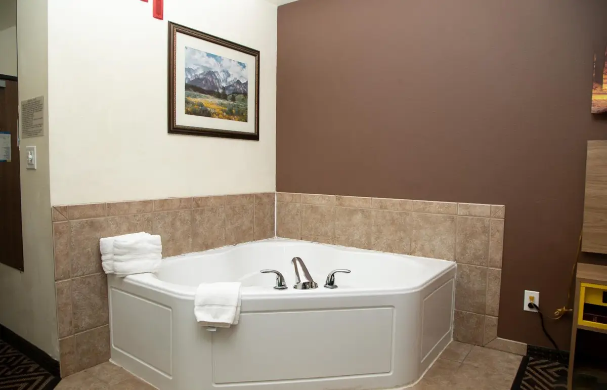 Days Inn by Wyndham Manitou Springs hotel photo 1 in Manitou Springs, Colorado