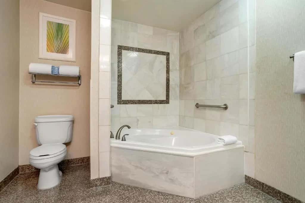 Drury Inn & Suites Baton Rouge hotel photo 1 in Baton Rouge, Louisiana