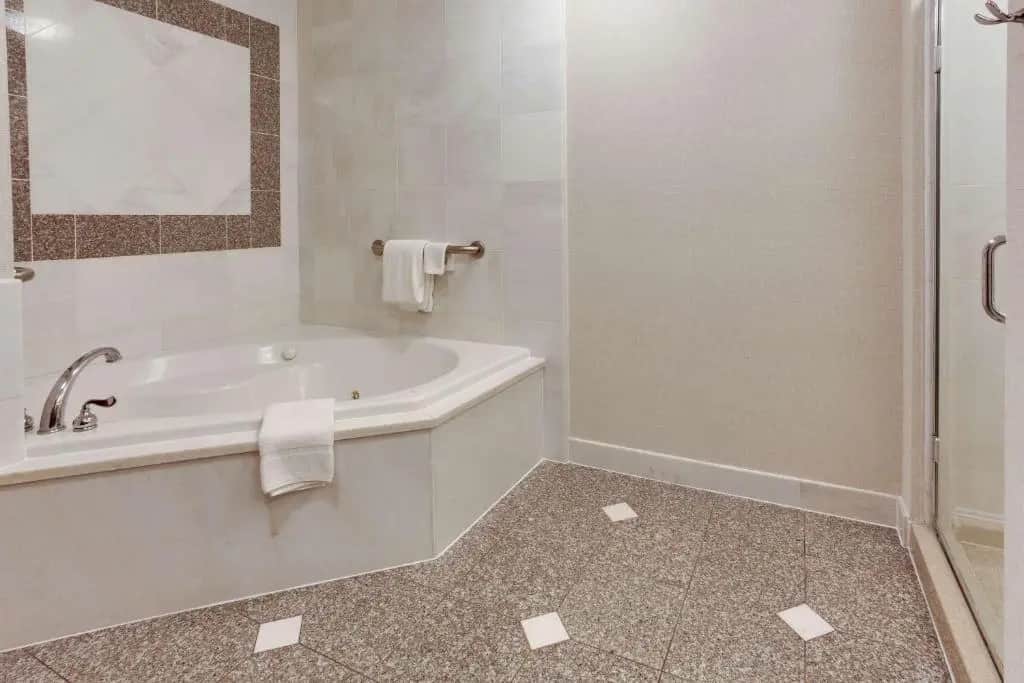 Drury Inn & Suites West Des Moines hotel photo 1 in West Des Moines, Iowa