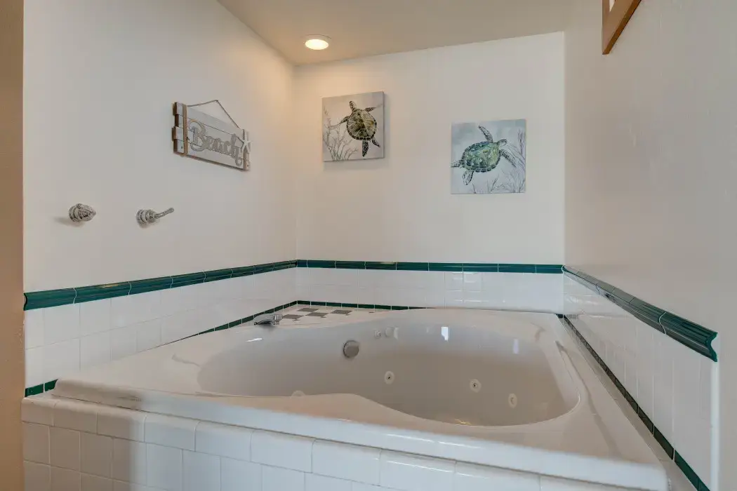 Ester Lee Oceanview Inn hotel photo 1 in Lincoln City, Oregon
