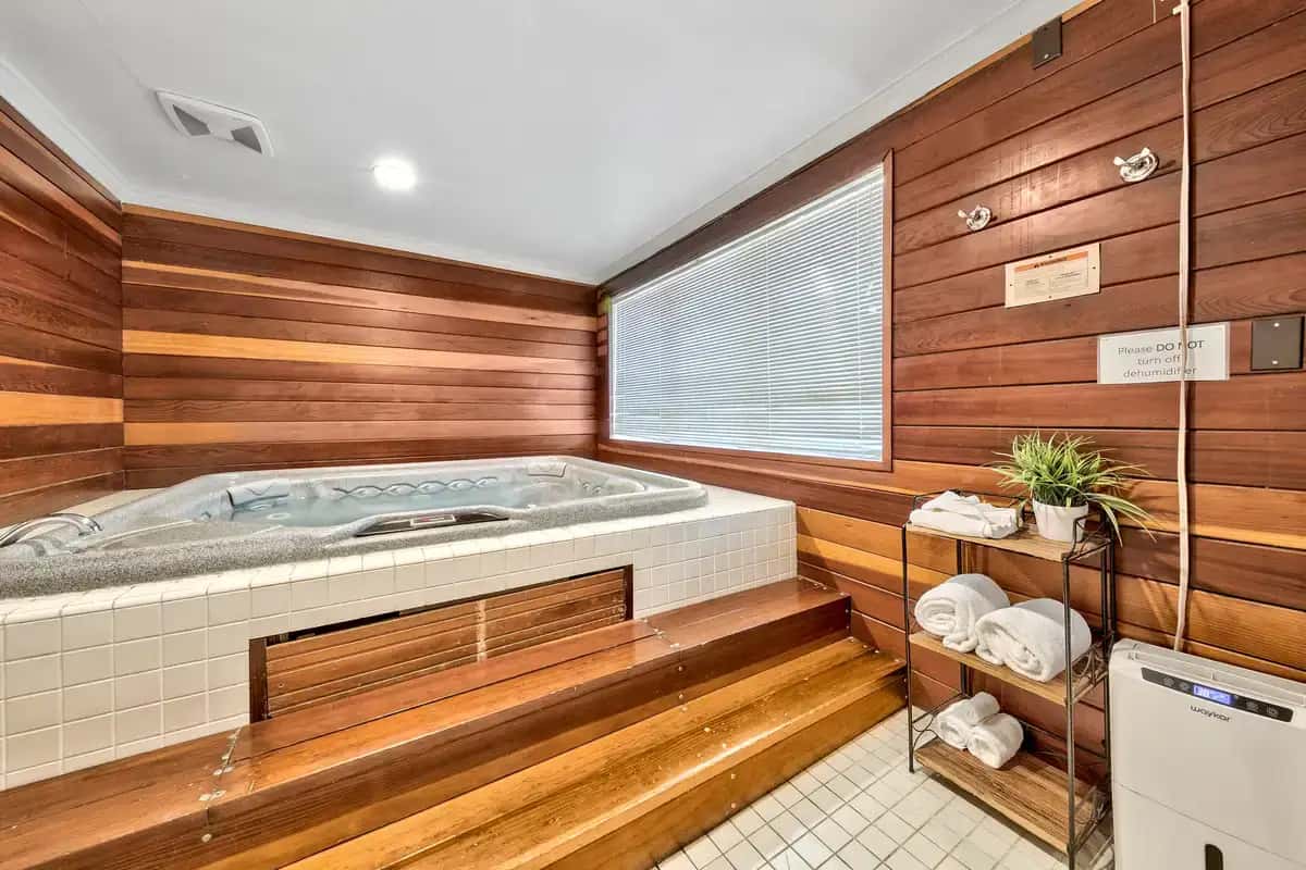 Forest Suites Resort at Heavenly Village hotel photo 1 in South Lake Tahoe, California