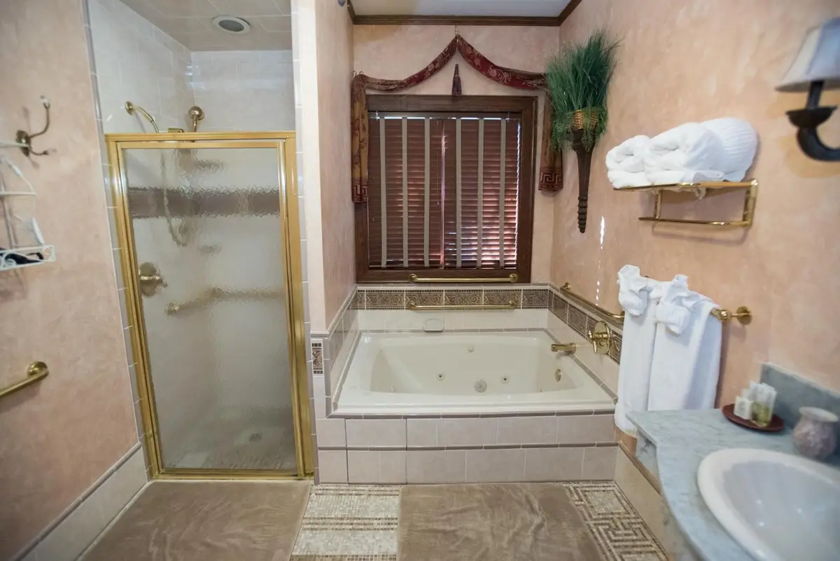 Gramercy Mansion hotel photo 1 in Baltimore, Maryland