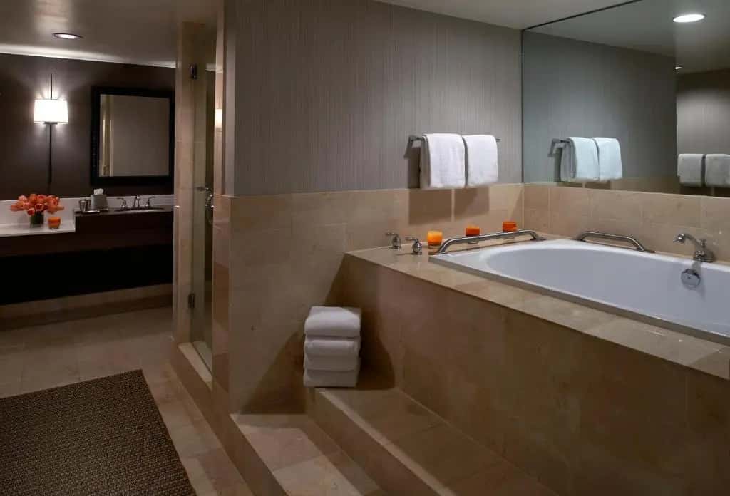 Kimpton Hotel Vintage Seattle hotel photo 1 in Seattle, Washington