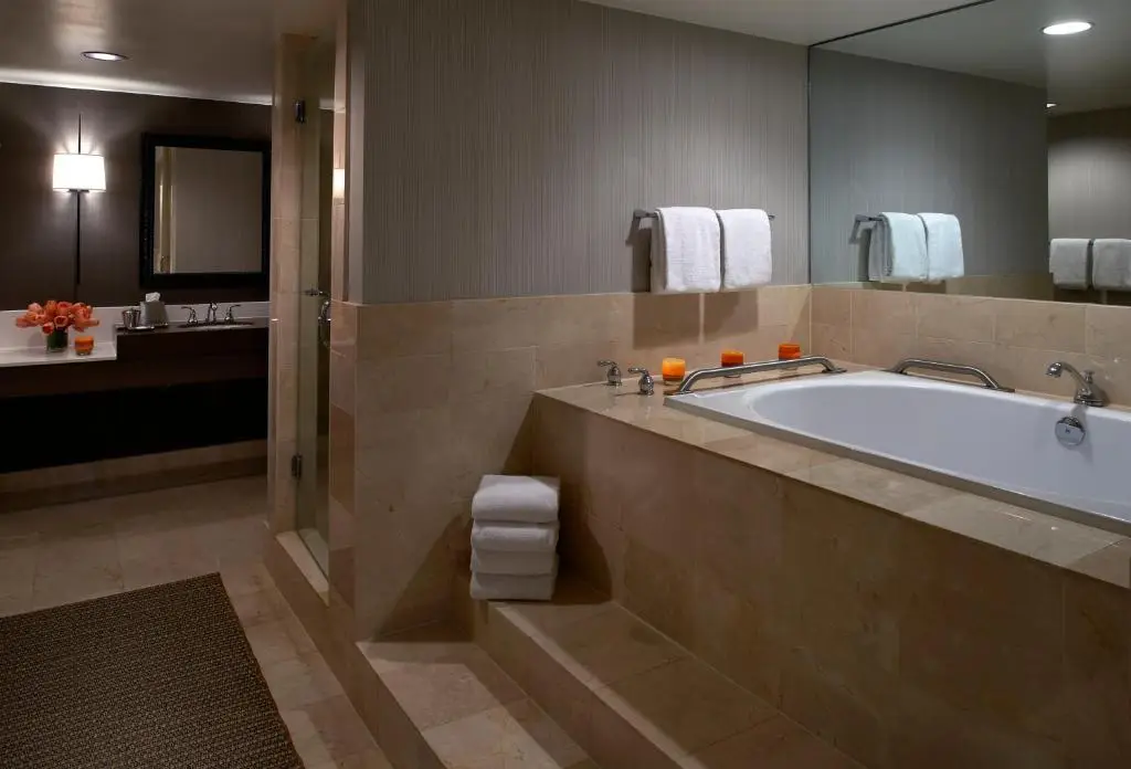 Kimpton Hotel Vintage Seattle hotel photo 1 in Seattle, Washington