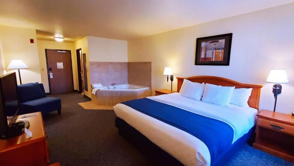 Magnuson Grand Pikes Peak hotel photo 1 in Manitou Springs, Colorado
