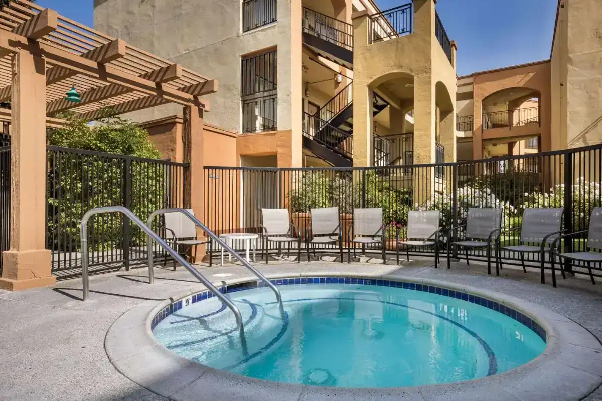 MainStay Suites Orange County John Wayne Airport hotel photo 1 in Santa Ana, California