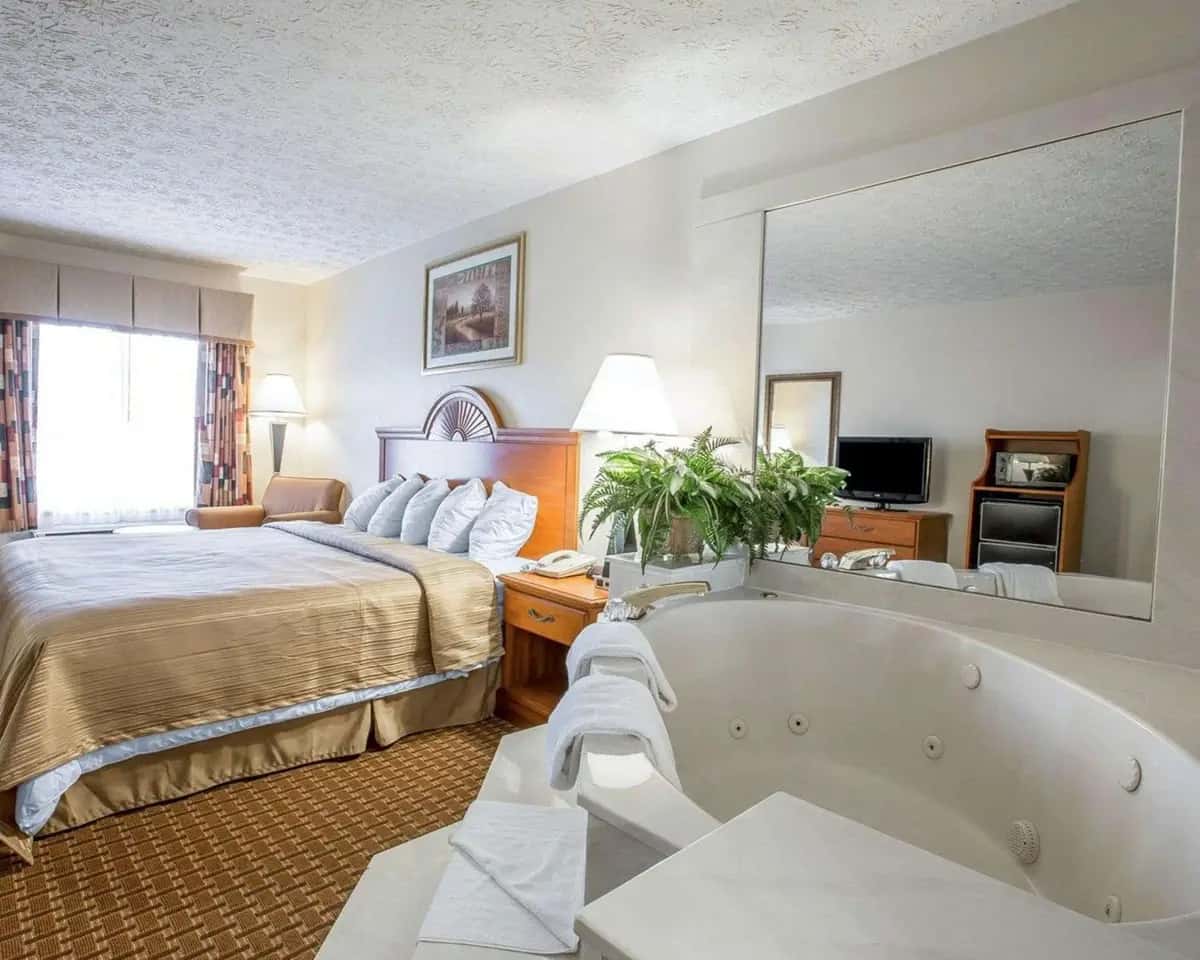 Quality Inn Dahlonega Near University hotel photo 1 in Dahlonega, Georgia
