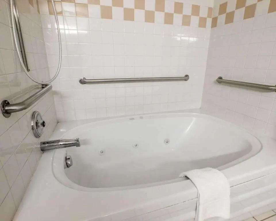 Quality Suites Otay Mesa hotel photo 1 in San Diego, California