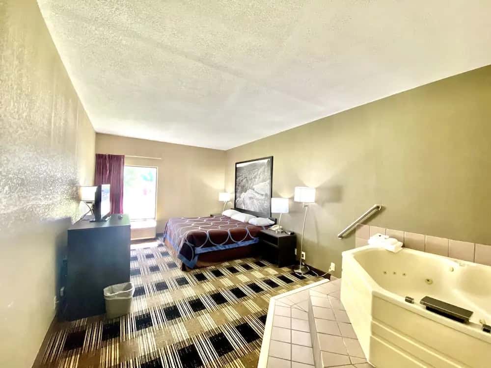 In-room hot tub at Super 8 by Wyndham Conway in Conway, AR
