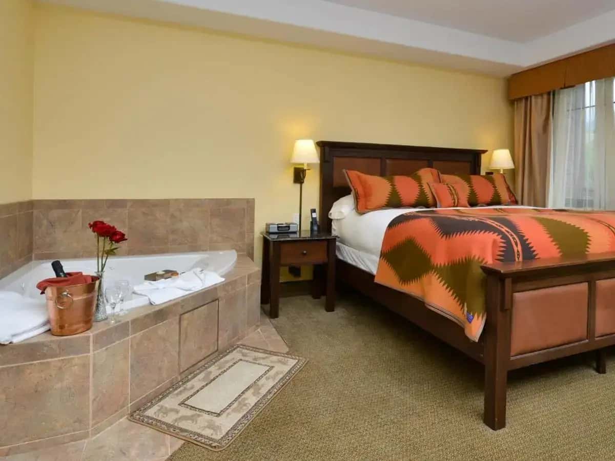 The Cody hotel photo 1 in Cody, Wyoming