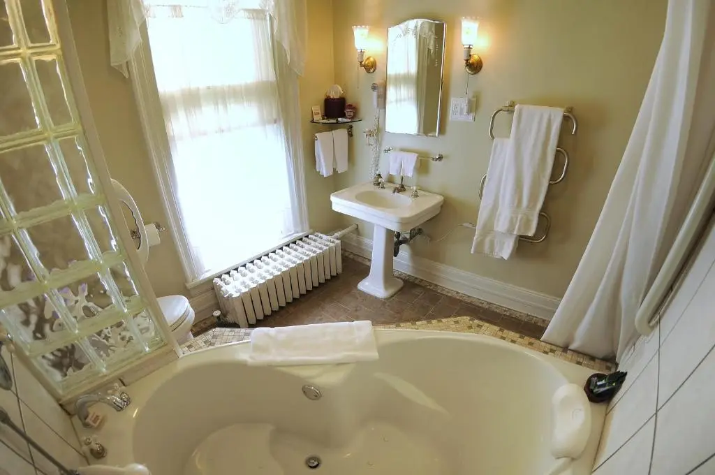 The Oliver Inn hotel photo 1 in South Bend, Indiana